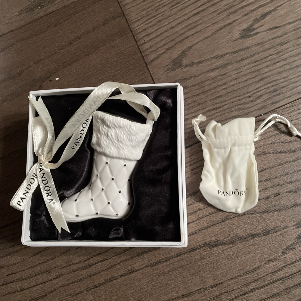Pandora Christmas Ornament Stocking 2012‎ White New  Collectible Xmas